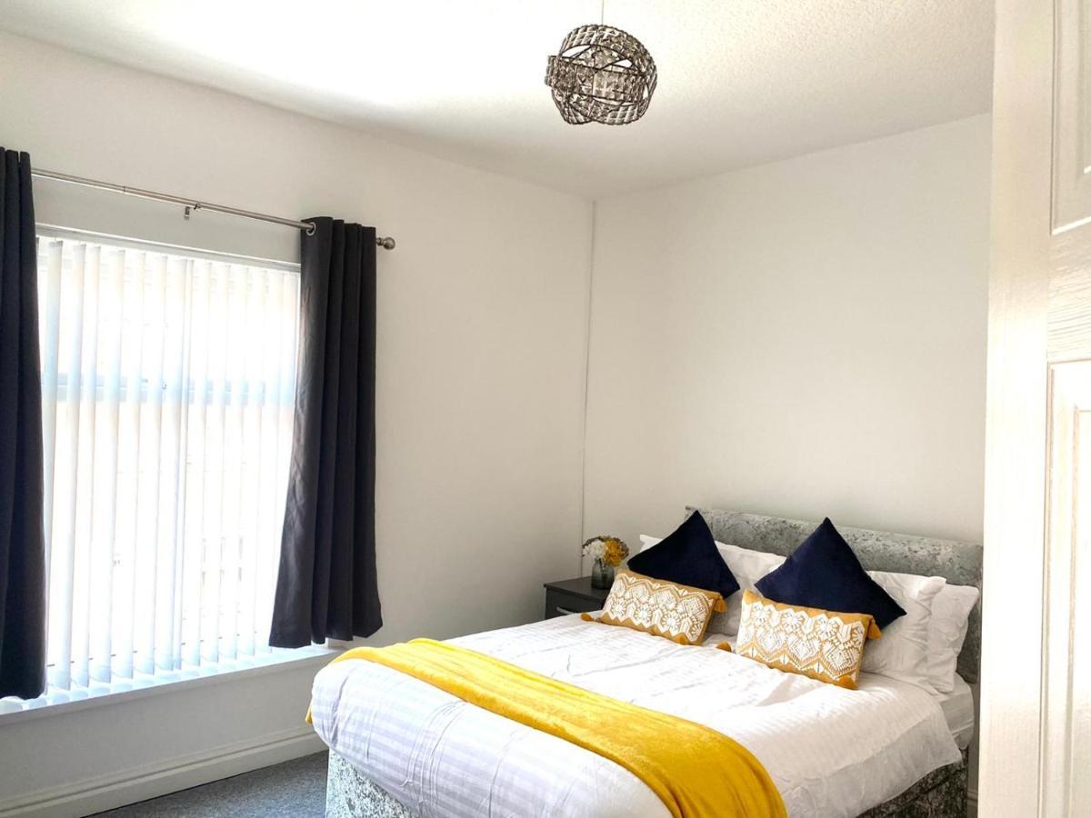 Cosy Cheerful 2 Bedrooms Near Piccadilly, Etihad Stadium Sleeps Up To 5 — Photos 2